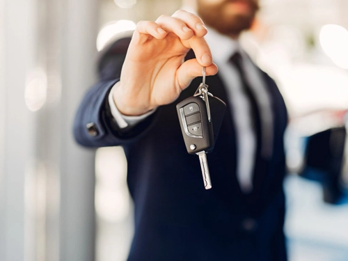 Yolda Kalma Derdi Olmadan Bakımlı ve Konforlu Araç Kiralama